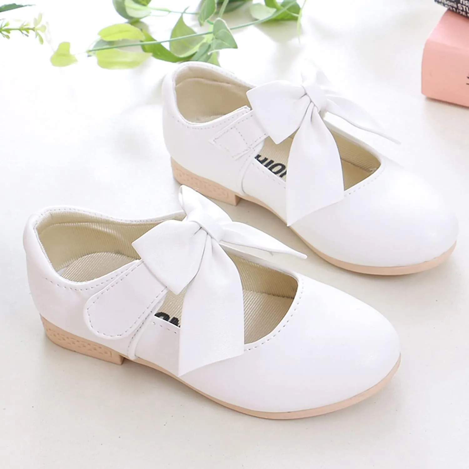 Dance Ballet Performance Leather Shoes for Girls Kids Slip On Indoor Light Shoes with Bows Childrens Cozy Soft Shoes