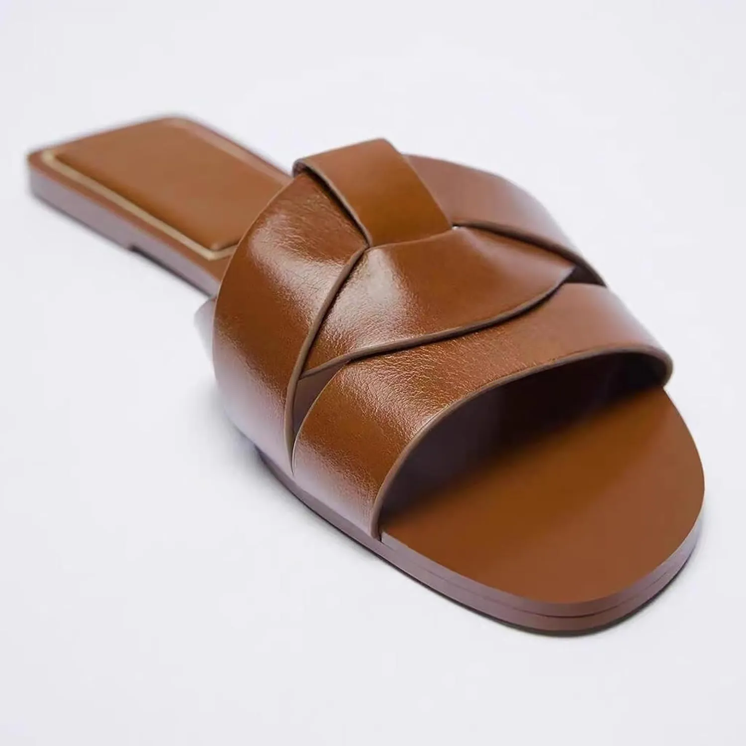 Women's Leather Criss Cross Strappy Slip On Slides Sandals Fashion Braided Round Open Toe Flat Beach Slipper Summer Casual Walking Party Sandals